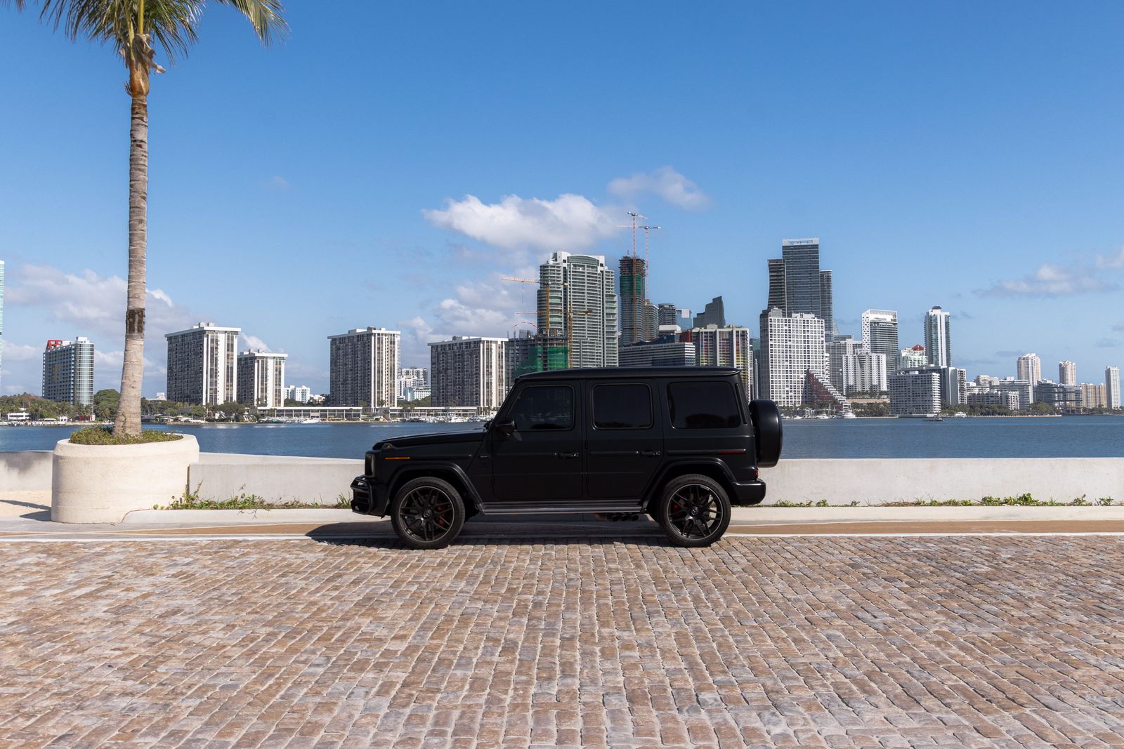 Mercedes-AMG G63 exotic car rental Miami — photo 4